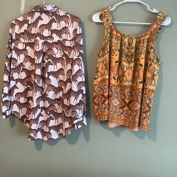 Jane + Delancey Zebra Print Button Down and Tank Top bundle of 2 Size L - Picture 2 of 4